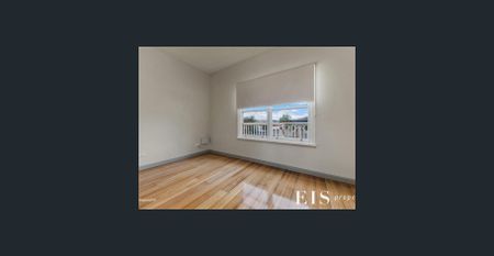 Versatile Family Home - Photo 4