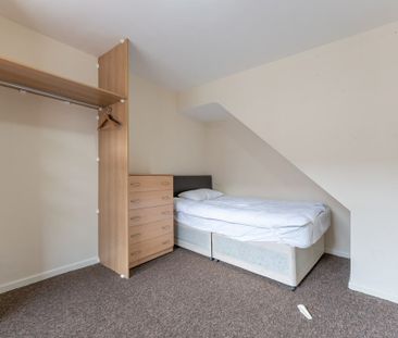 229 Tiverton Road - Photo 2