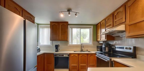 Grand condo 5-1/2 à louer - Photo 2