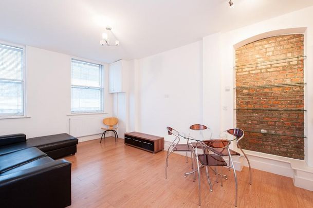 2 bedroom flat to rent - Photo 1
