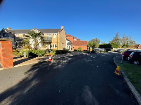Alder View Court 1A Newby Farm Road, View Cou, Scarborough - Photo 2