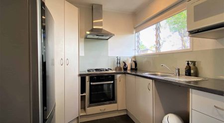 Stunning, secluded 1 bedroom Unit in Takapuna. - Photo 3