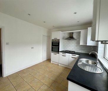 3 bedroom terraced house to rent - Photo 6