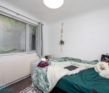 4 bedroom semi-detached house to rent - Photo 2