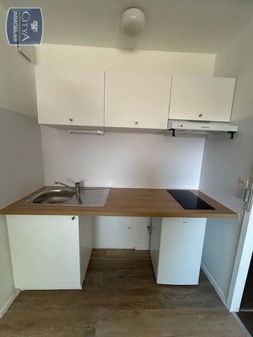 Location Appartement 1 pièce 23m² BORDEAUX 33000 - Photo 2