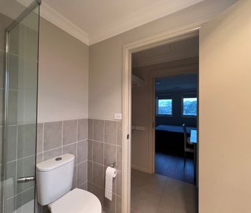 Gladesville - Photo 5