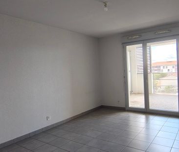 Location Appartement 3 pièces 62m² LAUNAGUET 31140 - Photo 3