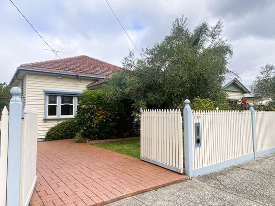 125 Gladstone Avenue, Northcote VIC 3070 - Photo 1