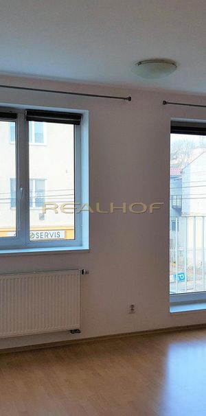 Pronájem bytu 1+kk a garsoniéry 29 m² - Photo 1