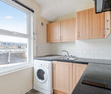 3 bedroom property to rent - Photo 4