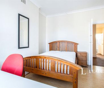 5 bedroom detached house to rent - Photo 3