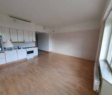 Orrögatan, Flen - Foto 1