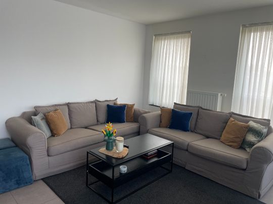 Rustig gelegen twee-slaapkamer appartement + autostandplaats - Foto 1