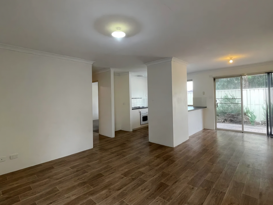8B John Street, Midland, WA - Photo 1