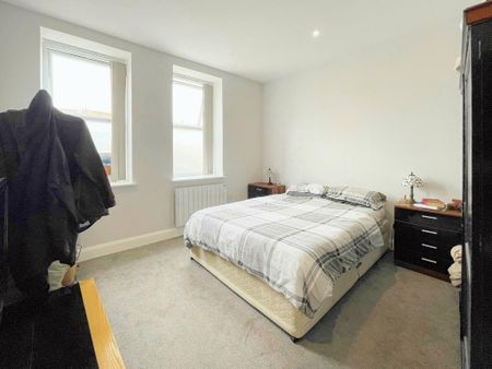 2 bedroom apartment to rent - Photo 3