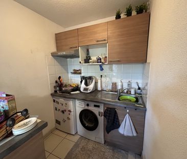 Location Appartement 2 pièces 35m² ONET LE CHATEAU 12850 - Photo 3