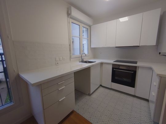 Location Appartement 1 pièce 31m² LE PLESSIS ROBINSON 92350 - Photo 1