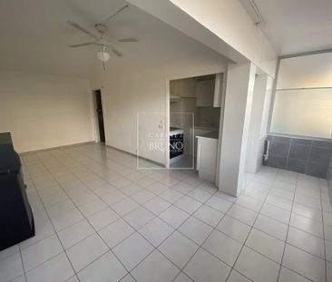 Location Appartement 1 pièce 30m² LE CANNET 06110 - Photo 2
