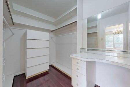 For Lease - 42 Denmark Crescent, Toronto, Ontario - Photo 2