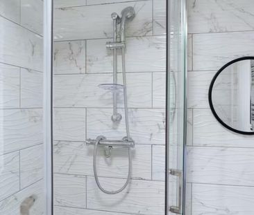 Ensuite rooms to Move in Instantly - - Photo 6