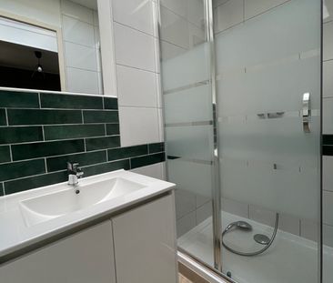 Location Appartement 2 pièces 28m² - Photo 2