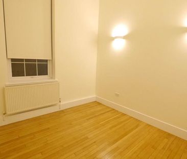 3 bedroom flat to rent - Photo 2
