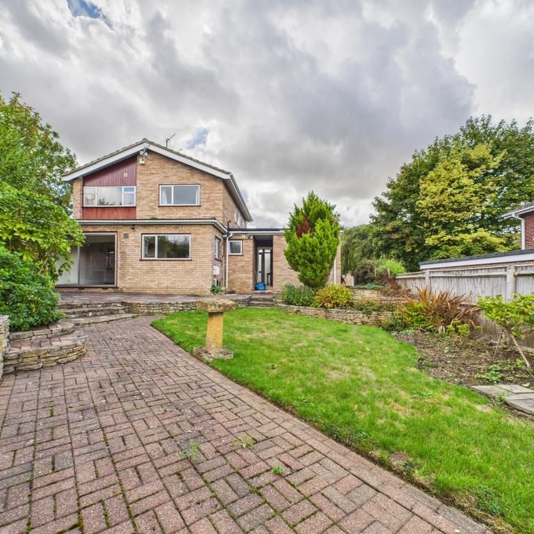 4 bedroom detached house to rent - Photo 1