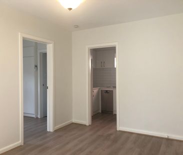 1/21 Blenheim Street, Balaclava, Vic 3183 - Photo 4