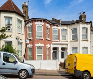 🏡 An Amazing Property in Haringey - Must be Seen! 🏡 Room 2 - Photo 1