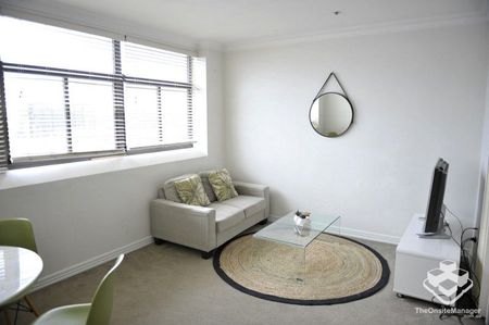 FURNISHED UNIT IN THE VALLEY - Photo 2