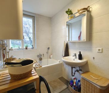 Sanierte, moderne und helle Wohnung mit Parkplatz nahe Zentrum - Photo 4