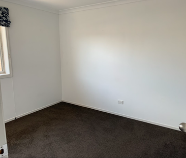 Charming 3-bedroom house with seperate rumpus room or work from hom... - Photo 6