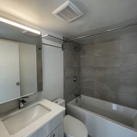 SKYLINE APARTMENTS - Photo 4