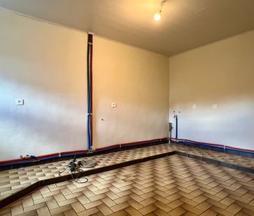 Open bebouwing met 3 slaapkamers en garage - Foto 2