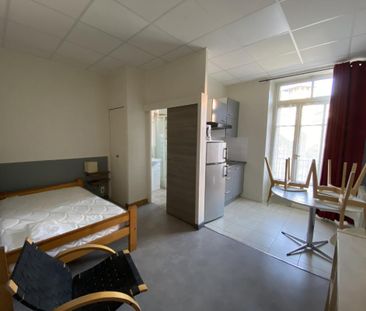 Location Appartement 1 pièce Meublé 21m² CHAMBERY 73000 - Photo 5