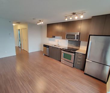 Ultra. Studio with Mountain and City Views - Photo 2