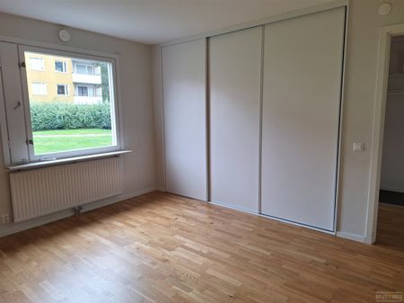 Karlslättsv 6 C - Photo 4