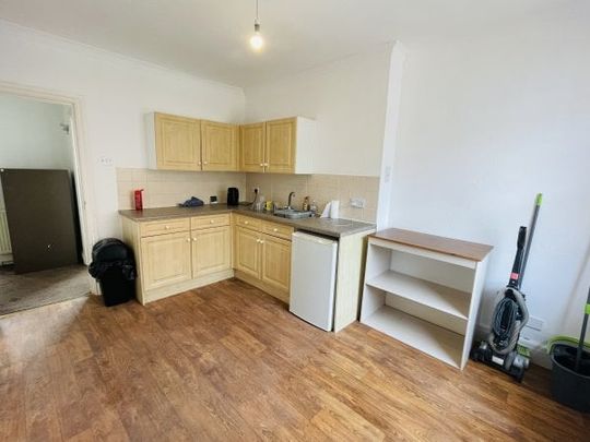 Milford Haven, Milford Haven, SA73 - Photo 1