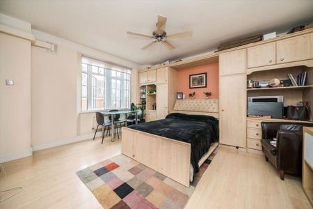 Studio to rent - Photo 2