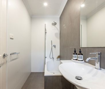 43 Lackey Street, St Peters NSW 2044 - House For Rent | Domain - Photo 6