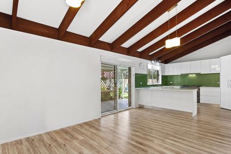 Spacious Four Bedroom Home With Outdoor Oasis - Photo 3
