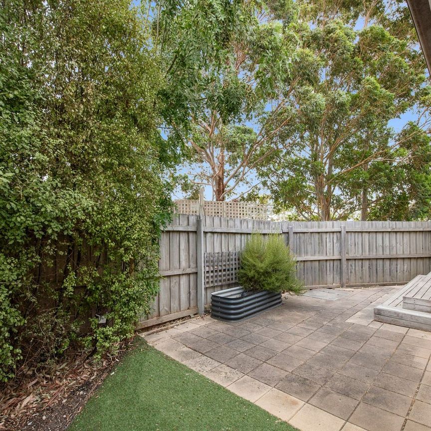 Spacious 3-Bedroom Unit in Prime Somerville Location - Photo 1