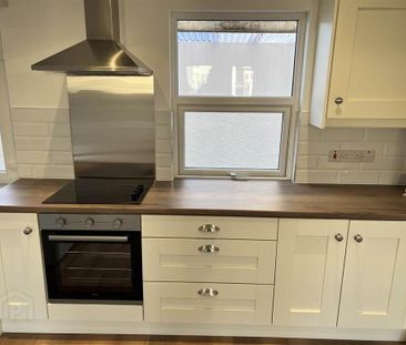 118 Scrabo Road, Newtownards, BT23 4NL - Photo 3