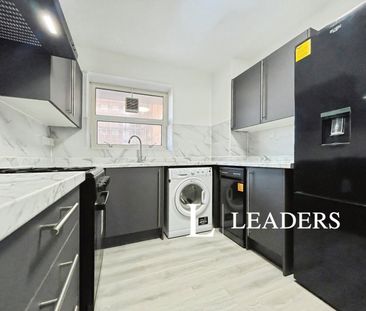 2 bedroom apartment to rent Kingsway, Hove, East Sussex, BN3 - Photo 6