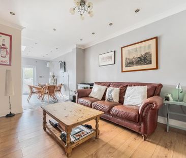 3 bedroom semi-detached house to rent - Photo 2