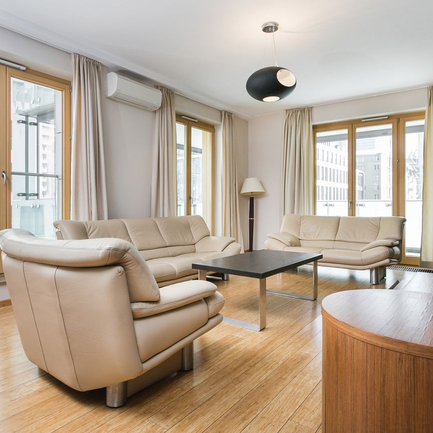 Apartament na wynajem, ul. Sienna, Warszawa Śródmieście - Photo 1