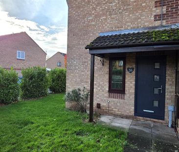 Dabinett Avenue, Hereford - Photo 1