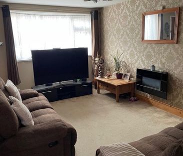 2 Bed End Terrace, Jeremy Close, LE4 - Photo 2