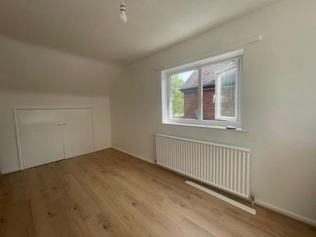 4 bedroom detached house to rent - Photo 5