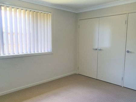 Three Bedroom Family Home - Photo 5